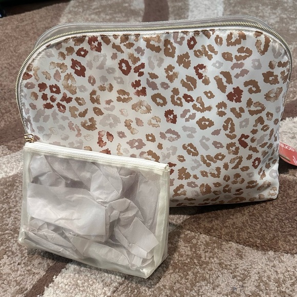 Sonia Kashuk Handbags - Sonia Kashuk Large Travel Makeup and Toiletry Bag Set Terra Spots